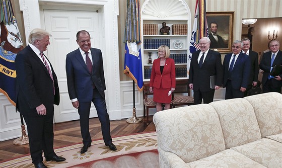 Setkání amerického prezidenta Donalda Trumpa s ruskými pedstaviteli v Bílém...
