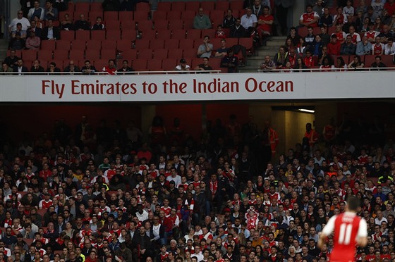 Pohled do hledit Emirates stadionu, pi zápase Arsenalu se Sunderlandem bylo...