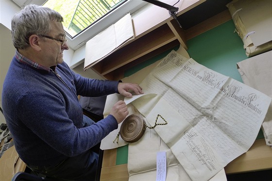 V jihlavském archivu je uloženo několik cenných dokumentů s podpisem panovnice....