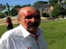 Jeden z lidí zranných pi bitce u rezidence tureckého velvyslance ve...