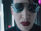 Marilyn Manson v upoutávce na British Fashion Awards