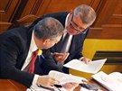 Ministr financí Andrej Babi se ve Snmovn pustil do ostré výmny názor s...