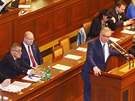 Pedseda TOP 09 Miroslav Kalousek ení bhem mimoádné schze Snmovny kvli...