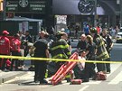 Na námstí Times Square v New Yorku najel osobní automobil do lidí. (18. 5....