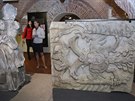 Výstava olomouckého Vlastivdného muzea s názvem Píbh kamene obsahuje i adu...