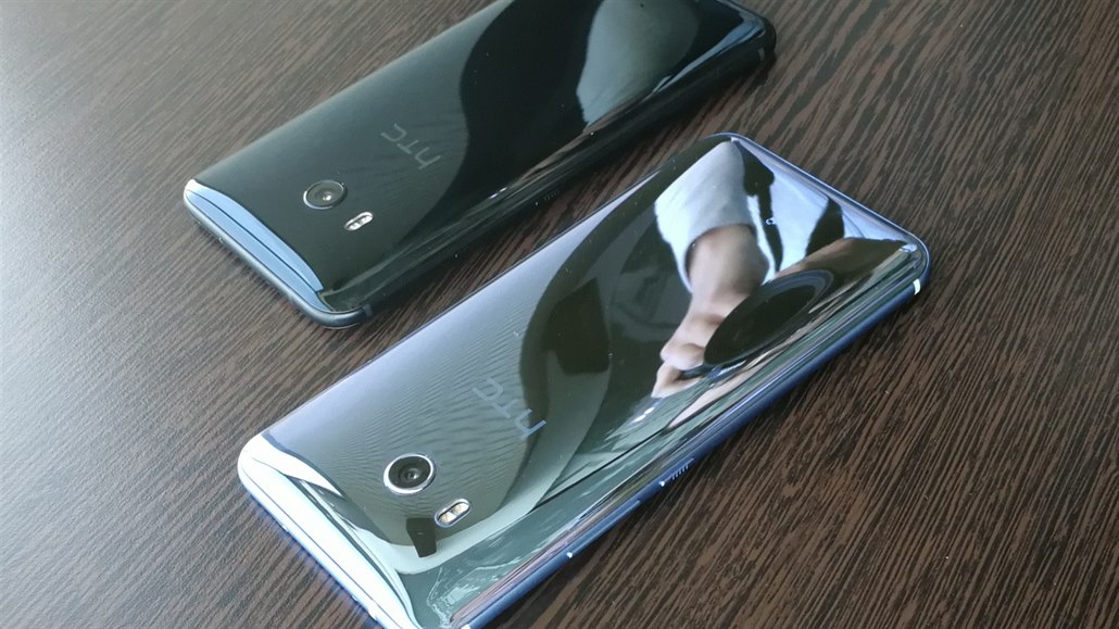 Skvělé U11 je od základu nový supersmartphone. To se HTC povedlo - iDNES.cz