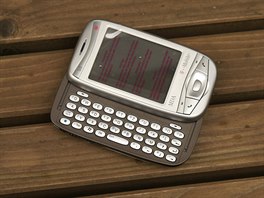T-Mobile MDA Vario, tedy pístroj origináln známý jako HTC Wizard 200, byl v...