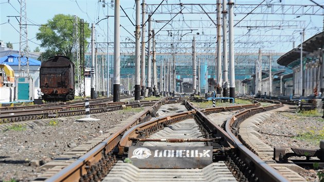 Doněcké nádraží je kvůli ukrajinské blokádě pusté. (8. května 2017)