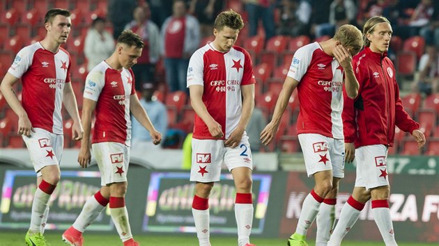 Zklaman fotbalist Slavie po domc remze s Duklou