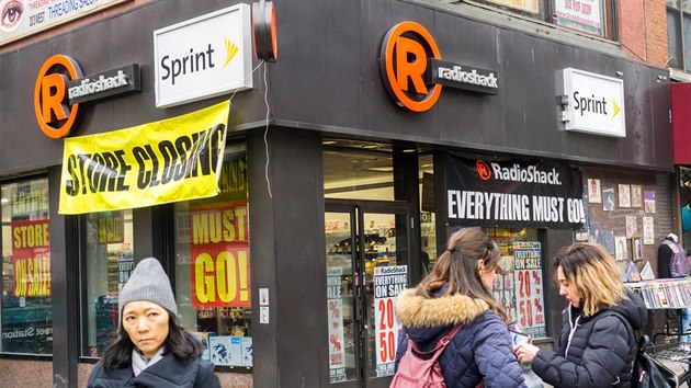 Skon tak piblin 500 obchod s elektronikou Radioshack.