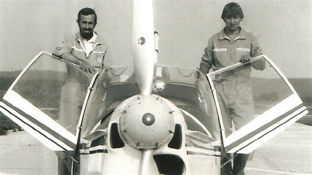 Martin Sthalk s otcem Ivanem v Hosn na mistrovstv Evropy v leteck akrobacii v roce 1985.