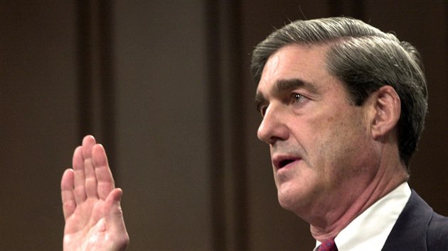 Bval editel FBI Robert Mueller na snmku z roku 2001