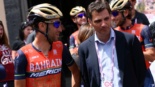 Vincenzo Nibali na startu 5. etapy Gira d'Italia.