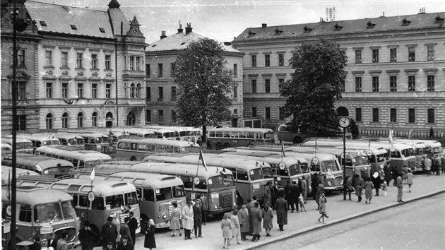 Vznice v Uherskm Hraditi na snmku z roku 1962