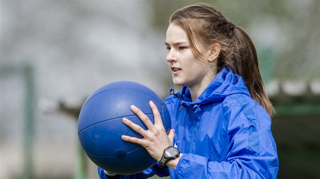 Veronika Vorkov na trninku basketbalov reprezentace v Lznch Blohrad.