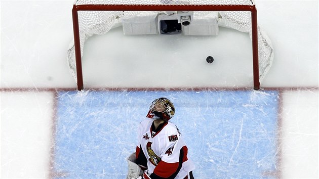 Ottawsk brank Craig Anderson prv inkasoval jedin gl v zpase s Pittsburghem.