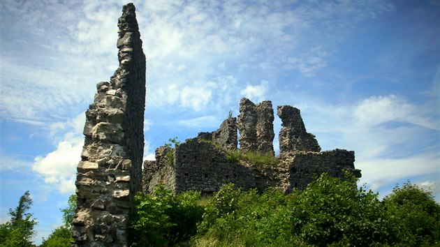 Zcenina hradu umburk.