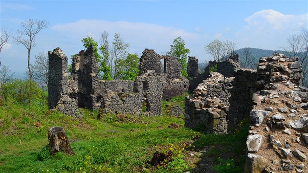 Zcenina hradu umburk