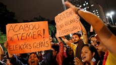 Brazilci demonstrují za sesazení prezidenta Michela Temera. (17.5. 2017)
