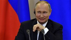 Ruský prezident Vladimir Putin na tiskové konferenci v Soi (17. kvtna 2017)