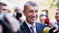 Vicepremiér Andrej Babi po jednání s premiérem Bohuslavem Sobotkou, na kterém...