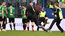 Jablonetí fotbalisté díky gólu Mehanovie v derby v Liberci odvrátili poráku...