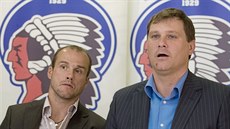 Generální manažer a majitel plzeňského klubu Martin Straka (vlevo) a ředitel...