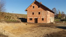 Man�elé zatím zrekonstruovali interiér domu.
