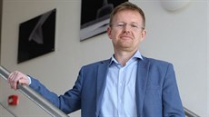�editel Regionálního centra pokro�ilých technologií a materiál� Univerzity...
