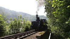 Parní lokomotivva 310.0134 vyráí na nostalgické jízdy hlavn po Libereckém...