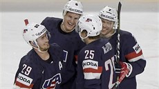 Radost amerických hokejist v utkání proti Itálii