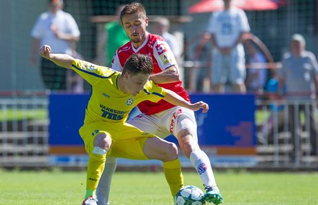 Momentka z utkání Pardubice (ervená) vs. Varnsdorf