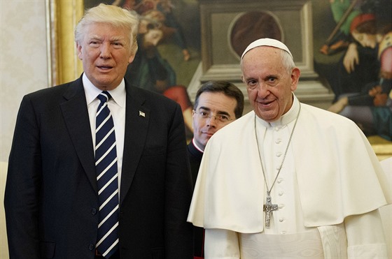 Donald Trump se setkal s papežem Františkem. (24. května 2017).