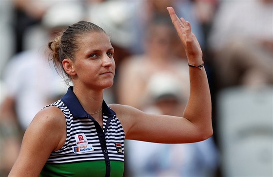 Karolína Plíková slaví postup do 2. kola Roland Garros.