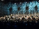 Koncert Filharmonie Brno ve Foru Karlín byl ozvláštněn i světelným designem.