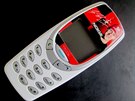 Nokia 3310 s housingem Michael Schumacher
