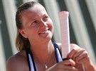 S ÚSMVEM. Petra Kvitová pi tréninku ped odletem na Roland Garros v Paíi.