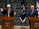 Americký prezident Donald Trump s jeho izraelským protjkem Reuvenem Rivlinem...