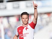 Slávista Stanislav Tecl slaví jeden ze svých dvou gólů proti Brnu (27. května...