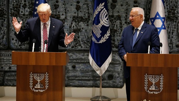 Americk prezident Donald Trump s jeho izraelskm protjkem Reuvenem Rivlinem v Jeruzalm (22. kvtna 2017).