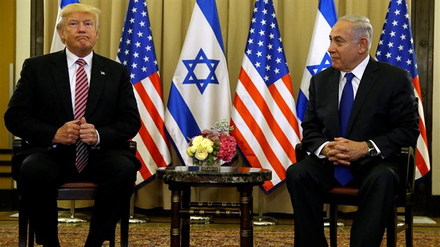 Americk prezident Donald Trump s izraelskm premirem Benjaminem Netanjahuem v Jeruzalm (22. kvtna 2017).