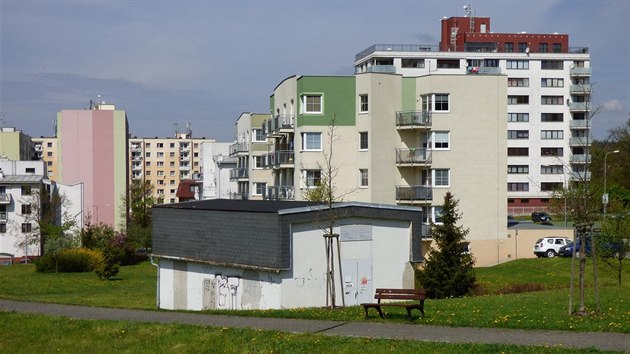 Sdlit U Nemocnice v Nchod, kde vyroste kotelna se temi vysokmi komny.