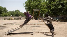 Sirotci v ulicích nigerijského Maiduguri. (27.4. 2017)