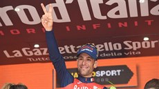 Vincenzo Nibali po vítzství v královské etap Gira.