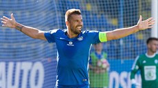 Liberecký úto�ník Milan Baro� slaví gól v utkání proti Mladé Boleslavi.