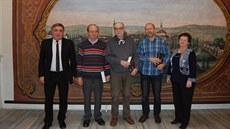 Jan Edlman na setkání starost� uprost�ed.