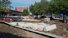 Sestavená je také ji� ka�na. Naopak dal�í díly, které budou tvo�it okraje...