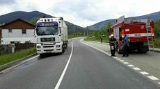 Opravu silnice přes Červenohorské sedlo se podařilo dokončit v termínu i navzdory tomu, že její úsek poničila na konci května nafta vyteklá z kamionu a asfalt bylo nutné odfrézovat a znovu položit.