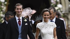 James Matthews a Pippa Middletonová se vzali v Englefieldu v hrabství Berkshire...