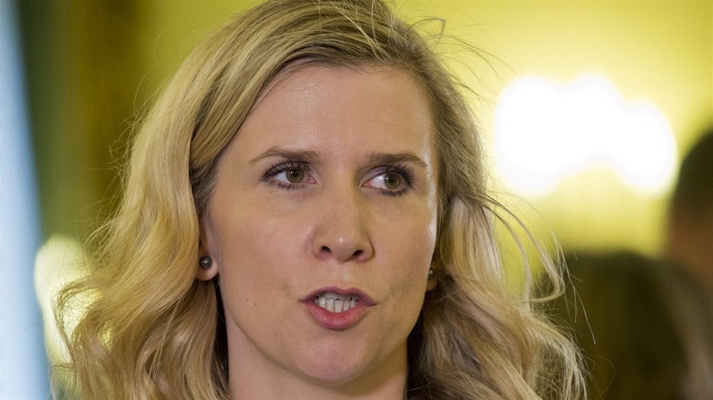 Ministryn� �kolství Kate�ina Valachová